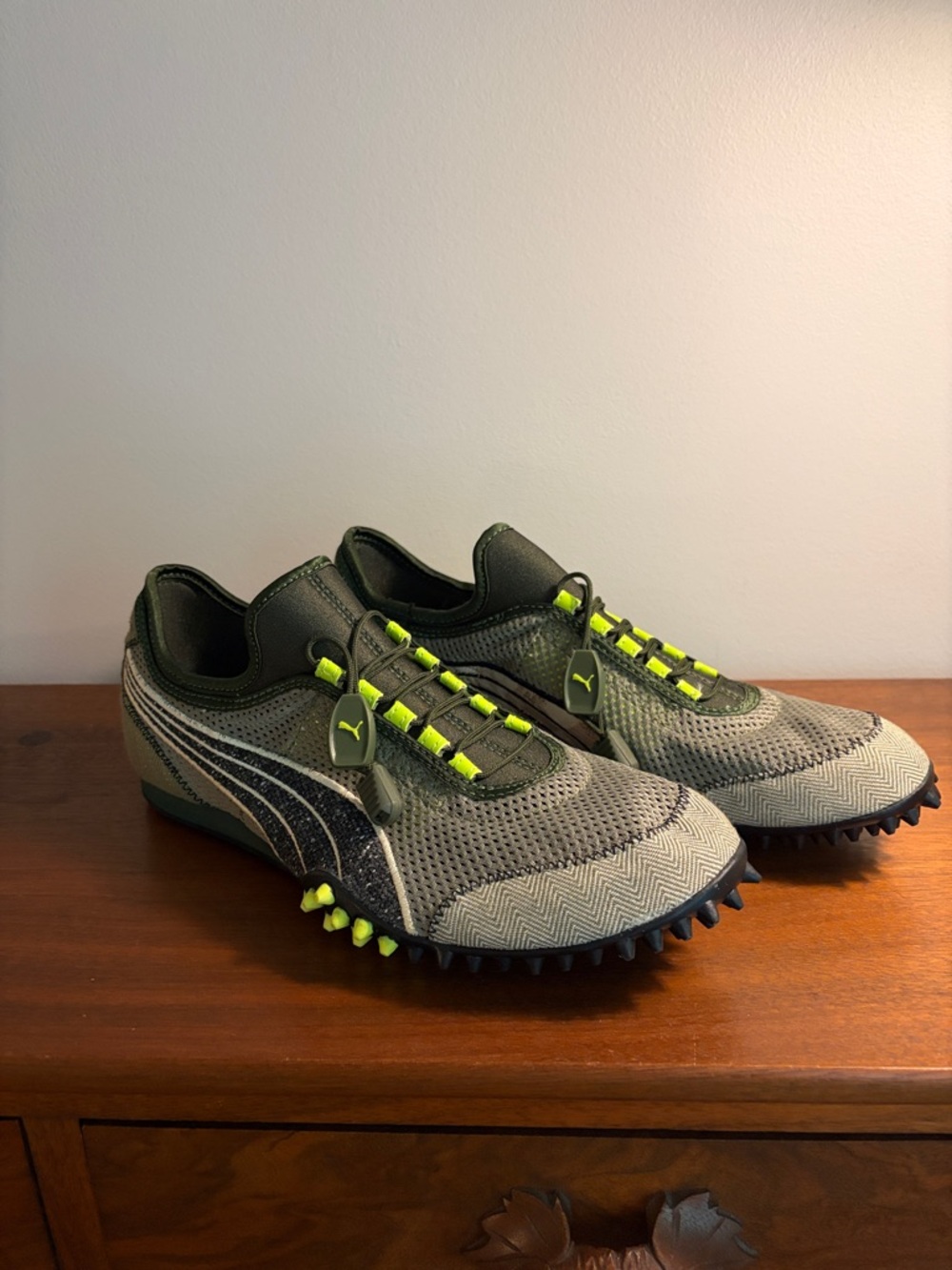 Vintage N w/oTags Y2K PUMA MOSTRO RPT2 Training Sneakers